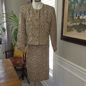 Adrianna Papell Beige and Gold Blazer